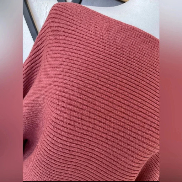 she and sky sweater Small - Picture 12 of 16